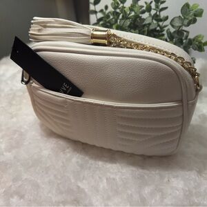 Evereve Quilted White Crossbody Bag